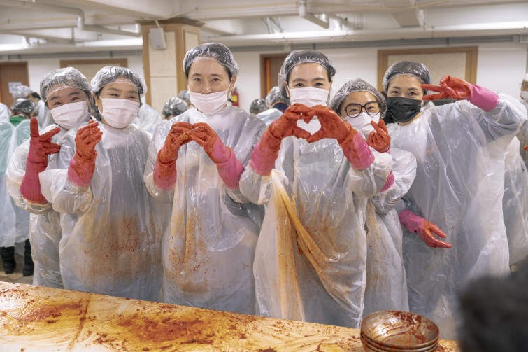 YTo1ODp7czo4OiJGaWxlTmFtZSI7czo0MDoiZDU4YTlkODItMzQzMi00NGMwLWEzMGYtNjk4ZTFkYTE1ZDFjLmpwZyI7czoxMjoiRmlsZURhdGVUaW1lIjtpOjE3NjQ4MzQ2MjI7czo4OiJGaWxlU2l6ZSI7aToxNTI5Mzg1O3M6ODoiRmlsZVR5cGUiO2k6MjtzOjg6Ik1pbWVUeXBlIjtzOjEwOiJpbWFnZS9qcGVnIjtzOjEzOiJTZWN0aW9uc0ZvdW5kIjtzOjMwOiJBTllfVEFHLCBJRkQwLCBUSFVNQk5BSUwsIEVYSUYiO3M6ODoiQ09NUFVURUQiO2E6OTp7czo0OiJodG1sIjtzOjI2OiJ3aWR0aD0iMTcxNCIgaGVpZ2h0PSIxMTQzIiI7czo2OiJIZWlnaHQiO2k6MTE0MztzOjU6IldpZHRoIjtpOjE3MTQ7czo3OiJJc0NvbG9yIjtpOjE7czoxNzoiQnl0ZU9yZGVyTW90b3JvbGEiO2k6MDtzOjE1OiJBcGVydHVyZUZOdW1iZXIiO3M6NToiZi8yLjgiO3M6OToiQ29weXJpZ2h0IjtzOjQ6IllBQkMiO3M6MTg6IlRodW1ibmFpbC5GaWxlVHlwZSI7aToyO3M6MTg6IlRodW1ibmFpbC5NaW1lVHlwZSI7czoxMDoiaW1hZ2UvanBlZyI7fXM6NDoiTWFrZSI7czo0OiJTT05ZIjtzOjU6Ik1vZGVsIjtzOjg6IklMQ0UtN000IjtzOjExOiJYUmVzb2x1dGlvbiI7czo1OiIyNDAvMSI7czoxMToiWVJlc29sdXRpb24iO3M6NToiMjQwLzEiO3M6MTQ6IlJlc29sdXRpb25Vbml0IjtpOjI7czo4OiJTb2Z0d2FyZSI7czo1MjoiQWRvYmUgUGhvdG9zaG9wIExpZ2h0cm9vbSBDbGFzc2ljIDE1LjAuMSAoTWFjaW50b3NoKSI7czo4OiJEYXRlVGltZSI7czoxOToiMjAyNToxMjowNCAxNTo0Njo1NyI7czo2OiJBcnRpc3QiO3M6NzoiWUFCQ19TRyI7czo5OiJDb3B5cmlnaHQiO3M6NDoiWUFCQyI7czoxNjoiRXhpZl9JRkRfUG9pbnRlciI7aToyNTQ7czo5OiJUSFVNQk5BSUwiO2E6Njp7czoxMToiQ29tcHJlc3Npb24iO2k6NjtzOjExOiJYUmVzb2x1dGlvbiI7czo0OiI3Mi8xIjtzOjExOiJZUmVzb2x1dGlvbiI7czo0OiI3Mi8xIjtzOjE0OiJSZXNvbHV0aW9uVW5pdCI7aToyO3M6MjE6IkpQRUdJbnRlcmNoYW5nZUZvcm1hdCI7aToxMDQwO3M6Mjc6IkpQRUdJbnRlcmNoYW5nZUZvcm1hdExlbmd0aCI7aToxNzE0Mjt9czoxMjoiRXhwb3N1cmVUaW1lIjtzOjQ6IjEvODAiO3M6NzoiRk51bWJlciI7czo1OiIyOC8xMCI7czoxNToiRXhwb3N1cmVQcm9ncmFtIjtpOjE7czoxNToiSVNPU3BlZWRSYXRpbmdzIjtpOjIwMDtzOjE5OiJVbmRlZmluZWRUYWc6MHg4ODMwIjtpOjI7czoxOToiVW5kZWZpbmVkVGFnOjB4ODgzMiI7aToyMDA7czoxMToiRXhpZlZlcnNpb24iO3M6NDoiMDIzMiI7czoxNjoiRGF0ZVRpbWVPcmlnaW5hbCI7czoxOToiMjAyNToxMjowNCAxMDo1ODozOCI7czoxNzoiRGF0ZVRpbWVEaWdpdGl6ZWQiO3M6MTk6IjIwMjU6MTI6MDQgMTA6NTg6MzgiO3M6MTk6IlVuZGVmaW5lZFRhZzoweDkwMTAiO3M6NjoiKzA5OjAwIjtzOjE5OiJVbmRlZmluZWRUYWc6MHg5MDExIjtzOjY6IiswOTowMCI7czoxOToiVW5kZWZpbmVkVGFnOjB4OTAxMiI7czo2OiIrMDk6MDAiO3M6MTc6IlNodXR0ZXJTcGVlZFZhbHVlIjtzOjE1OiI2MzIxOTI4LzEwMDAwMDAiO3M6MTM6IkFwZXJ0dXJlVmFsdWUiO3M6MTU6IjI5NzA4NTQvMTAwMDAwMCI7czoxNToiQnJpZ2h0bmVzc1ZhbHVlIjtzOjk6Ijc1OTQvMjU2MCI7czoxNzoiRXhwb3N1cmVCaWFzVmFsdWUiO3M6NDoiMC8xMCI7czoxNjoiTWF4QXBlcnR1cmVWYWx1ZSI7czo3OiI3NjAvMjU2IjtzOjEyOiJNZXRlcmluZ01vZGUiO2k6NTtzOjExOiJMaWdodFNvdXJjZSI7aTowO3M6NToiRmxhc2giO2k6MTM7czoxMToiRm9jYWxMZW5ndGgiO3M6NjoiMzUwLzEwIjtzOjE4OiJTdWJTZWNUaW1lT3JpZ2luYWwiO3M6MzoiOTE4IjtzOjE5OiJTdWJTZWNUaW1lRGlnaXRpemVkIjtzOjM6IjkxOCI7czoxMDoiQ29sb3JTcGFjZSI7aTo2NTUzNTtzOjIxOiJGb2NhbFBsYW5lWFJlc29sdXRpb24iO3M6MTQ6IjY0NDQ5MzM5LzMyNzY4IjtzOjIxOiJGb2NhbFBsYW5lWVJlc29sdXRpb24iO3M6MTQ6IjY0NDQ5MzM5LzMyNzY4IjtzOjI0OiJGb2NhbFBsYW5lUmVzb2x1dGlvblVuaXQiO2k6MztzOjEwOiJGaWxlU291cmNlIjtzOjE6IgMiO3M6OToiU2NlbmVUeXBlIjtzOjE6IgEiO3M6MTQ6IkN1c3RvbVJlbmRlcmVkIjtpOjA7czoxMjoiRXhwb3N1cmVNb2RlIjtpOjE7czoxMjoiV2hpdGVCYWxhbmNlIjtpOjE7czoxNjoiRGlnaXRhbFpvb21SYXRpbyI7czo1OiIxNi8xNiI7czoyMToiRm9jYWxMZW5ndGhJbjM1bW1GaWxtIjtpOjM1O3M6MTY6IlNjZW5lQ2FwdHVyZVR5cGUiO2k6MDtzOjg6IkNvbnRyYXN0IjtpOjA7czoxMDoiU2F0dXJhdGlvbiI7aTowO3M6OToiU2hhcnBuZXNzIjtpOjA7czoxOToiVW5kZWZpbmVkVGFnOjB4QTQzMiI7YTo0OntpOjA7czo2OiIyNDAvMTAiO2k6MTtzOjY6IjcwMC8xMCI7aToyO3M6NToiMjgvMTAiO2k6MztzOjU6IjI4LzEwIjt9czoxOToiVW5kZWZpbmVkVGFnOjB4QTQzNCI7czoyMToiRkUgMjQtNzBtbSBGMi44IEdNIElJIjt9