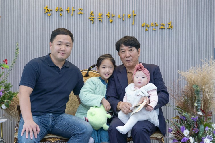 YTo1NDp7czo4OiJGaWxlTmFtZSI7czo0MDoiZTk1MzQ3M2QtMjhkNC00YjhlLTg4ZjktMGIwZGJjMGIzMmUxLmpwZyI7czoxMjoiRmlsZURhdGVUaW1lIjtpOjE3NjIyNDU5Mjc7czo4OiJGaWxlU2l6ZSI7aToxMjUwNzQ4O3M6ODoiRmlsZVR5cGUiO2k6MjtzOjg6Ik1pbWVUeXBlIjtzOjEwOiJpbWFnZS9qcGVnIjtzOjEzOiJTZWN0aW9uc0ZvdW5kIjtzOjMwOiJBTllfVEFHLCBJRkQwLCBUSFVNQk5BSUwsIEVYSUYiO3M6ODoiQ09NUFVURUQiO2E6ODp7czo0OiJodG1sIjtzOjI1OiJ3aWR0aD0iMTQ5MCIgaGVpZ2h0PSI5OTQiIjtzOjY6IkhlaWdodCI7aTo5OTQ7czo1OiJXaWR0aCI7aToxNDkwO3M6NzoiSXNDb2xvciI7aToxO3M6MTc6IkJ5dGVPcmRlck1vdG9yb2xhIjtpOjA7czoxNToiQXBlcnR1cmVGTnVtYmVyIjtzOjU6ImYvMy4yIjtzOjE4OiJUaHVtYm5haWwuRmlsZVR5cGUiO2k6MjtzOjE4OiJUaHVtYm5haWwuTWltZVR5cGUiO3M6MTA6ImltYWdlL2pwZWciO31zOjQ6Ik1ha2UiO3M6NDoiU09OWSI7czo1OiJNb2RlbCI7czo5OiJJTENFLTdSTTMiO3M6MTE6IlhSZXNvbHV0aW9uIjtzOjU6IjI0MC8xIjtzOjExOiJZUmVzb2x1dGlvbiI7czo1OiIyNDAvMSI7czoxNDoiUmVzb2x1dGlvblVuaXQiO2k6MjtzOjg6IlNvZnR3YXJlIjtzOjUwOiJBZG9iZSBQaG90b3Nob3AgTGlnaHRyb29tIENsYXNzaWMgMTUuMCAoTWFjaW50b3NoKSI7czo4OiJEYXRlVGltZSI7czoxOToiMjAyNToxMTowNCAxNDowODozNCI7czoxNjoiRXhpZl9JRkRfUG9pbnRlciI7aToyMTQ7czo5OiJUSFVNQk5BSUwiO2E6Njp7czoxMToiQ29tcHJlc3Npb24iO2k6NjtzOjExOiJYUmVzb2x1dGlvbiI7czo0OiI3Mi8xIjtzOjExOiJZUmVzb2x1dGlvbiI7czo0OiI3Mi8xIjtzOjE0OiJSZXNvbHV0aW9uVW5pdCI7aToyO3M6MjE6IkpQRUdJbnRlcmNoYW5nZUZvcm1hdCI7aTo5NzY7czoyNzoiSlBFR0ludGVyY2hhbmdlRm9ybWF0TGVuZ3RoIjtpOjE3NDc3O31zOjEyOiJFeHBvc3VyZVRpbWUiO3M6NToiMS8yNTAiO3M6NzoiRk51bWJlciI7czo1OiIzMi8xMCI7czoxNToiRXhwb3N1cmVQcm9ncmFtIjtpOjE7czoxNToiSVNPU3BlZWRSYXRpbmdzIjtpOjY0MDtzOjE5OiJVbmRlZmluZWRUYWc6MHg4ODMwIjtpOjI7czoxOToiVW5kZWZpbmVkVGFnOjB4ODgzMiI7aTo2NDA7czoxMToiRXhpZlZlcnNpb24iO3M6NDoiMDIzMSI7czoxNjoiRGF0ZVRpbWVPcmlnaW5hbCI7czoxOToiMjAyNToxMTowMiAxMToxMzoxNyI7czoxNzoiRGF0ZVRpbWVEaWdpdGl6ZWQiO3M6MTk6IjIwMjU6MTE6MDIgMTE6MTM6MTciO3M6MTk6IlVuZGVmaW5lZFRhZzoweDkwMTAiO3M6NjoiKzA5OjAwIjtzOjE5OiJVbmRlZmluZWRUYWc6MHg5MDExIjtzOjY6IiswOTowMCI7czoxOToiVW5kZWZpbmVkVGFnOjB4OTAxMiI7czo2OiIrMDk6MDAiO3M6MTc6IlNodXR0ZXJTcGVlZFZhbHVlIjtzOjE1OiI3OTY1Nzg0LzEwMDAwMDAiO3M6MTM6IkFwZXJ0dXJlVmFsdWUiO3M6MTU6IjMzNTYxNDQvMTAwMDAwMCI7czoxNToiQnJpZ2h0bmVzc1ZhbHVlIjtzOjExOiItMTA1NDYvMjU2MCI7czoxNzoiRXhwb3N1cmVCaWFzVmFsdWUiO3M6NDoiMC8xMCI7czoxNjoiTWF4QXBlcnR1cmVWYWx1ZSI7czo3OiI3NjAvMjU2IjtzOjEyOiJNZXRlcmluZ01vZGUiO2k6NTtzOjExOiJMaWdodFNvdXJjZSI7aTowO3M6NToiRmxhc2giO2k6MTM7czoxMToiRm9jYWxMZW5ndGgiO3M6NjoiNDgwLzEwIjtzOjEwOiJDb2xvclNwYWNlIjtpOjY1NTM1O3M6MjE6IkZvY2FsUGxhbmVYUmVzb2x1dGlvbiI7czoxNDoiNzA5MjQxMzQvMzI3NjgiO3M6MjE6IkZvY2FsUGxhbmVZUmVzb2x1dGlvbiI7czoxNDoiNzA5MjQxMzQvMzI3NjgiO3M6MjQ6IkZvY2FsUGxhbmVSZXNvbHV0aW9uVW5pdCI7aTozO3M6MTA6IkZpbGVTb3VyY2UiO3M6MToiAyI7czo5OiJTY2VuZVR5cGUiO3M6MToiASI7czoxNDoiQ3VzdG9tUmVuZGVyZWQiO2k6MDtzOjEyOiJFeHBvc3VyZU1vZGUiO2k6MTtzOjEyOiJXaGl0ZUJhbGFuY2UiO2k6MDtzOjE2OiJEaWdpdGFsWm9vbVJhdGlvIjtzOjU6IjE2LzE2IjtzOjIxOiJGb2NhbExlbmd0aEluMzVtbUZpbG0iO2k6NDg7czoxNjoiU2NlbmVDYXB0dXJlVHlwZSI7aTowO3M6ODoiQ29udHJhc3QiO2k6MDtzOjEwOiJTYXR1cmF0aW9uIjtpOjA7czo5OiJTaGFycG5lc3MiO2k6MDtzOjE5OiJVbmRlZmluZWRUYWc6MHhBNDMyIjthOjQ6e2k6MDtzOjY6IjI0MC8xMCI7aToxO3M6NjoiNzAwLzEwIjtpOjI7czo1OiIyOC8xMCI7aTozO3M6NToiMjgvMTAiO31zOjE5OiJVbmRlZmluZWRUYWc6MHhBNDM0IjtzOjIxOiJGRSAyNC03MG1tIEYyLjggR00gSUkiO30=