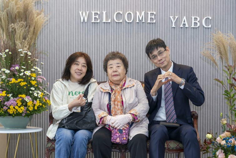 YTo1NDp7czo4OiJGaWxlTmFtZSI7czo0MDoiZmEyMWZjZGYtNzU4Ny00NmY3LThhZTItY2MwNDhjNjA1MjY1LmpwZyI7czoxMjoiRmlsZURhdGVUaW1lIjtpOjE3NjIyNDU1Njc7czo4OiJGaWxlU2l6ZSI7aToxNDEyNDM1O3M6ODoiRmlsZVR5cGUiO2k6MjtzOjg6Ik1pbWVUeXBlIjtzOjEwOiJpbWFnZS9qcGVnIjtzOjEzOiJTZWN0aW9uc0ZvdW5kIjtzOjMwOiJBTllfVEFHLCBJRkQwLCBUSFVNQk5BSUwsIEVYSUYiO3M6ODoiQ09NUFVURUQiO2E6ODp7czo0OiJodG1sIjtzOjI2OiJ3aWR0aD0iMTUyNyIgaGVpZ2h0PSIxMDE5IiI7czo2OiJIZWlnaHQiO2k6MTAxOTtzOjU6IldpZHRoIjtpOjE1Mjc7czo3OiJJc0NvbG9yIjtpOjE7czoxNzoiQnl0ZU9yZGVyTW90b3JvbGEiO2k6MDtzOjE1OiJBcGVydHVyZUZOdW1iZXIiO3M6NToiZi8yLjgiO3M6MTg6IlRodW1ibmFpbC5GaWxlVHlwZSI7aToyO3M6MTg6IlRodW1ibmFpbC5NaW1lVHlwZSI7czoxMDoiaW1hZ2UvanBlZyI7fXM6NDoiTWFrZSI7czo0OiJTT05ZIjtzOjU6Ik1vZGVsIjtzOjk6IklMQ0UtN1JNMyI7czoxMToiWFJlc29sdXRpb24iO3M6NToiMjQwLzEiO3M6MTE6IllSZXNvbHV0aW9uIjtzOjU6IjI0MC8xIjtzOjE0OiJSZXNvbHV0aW9uVW5pdCI7aToyO3M6ODoiU29mdHdhcmUiO3M6NTA6IkFkb2JlIFBob3Rvc2hvcCBMaWdodHJvb20gQ2xhc3NpYyAxNS4wIChNYWNpbnRvc2gpIjtzOjg6IkRhdGVUaW1lIjtzOjE5OiIyMDI1OjExOjA0IDE0OjA3OjA5IjtzOjE2OiJFeGlmX0lGRF9Qb2ludGVyIjtpOjIxNDtzOjk6IlRIVU1CTkFJTCI7YTo2OntzOjExOiJDb21wcmVzc2lvbiI7aTo2O3M6MTE6IlhSZXNvbHV0aW9uIjtzOjQ6IjcyLzEiO3M6MTE6IllSZXNvbHV0aW9uIjtzOjQ6IjcyLzEiO3M6MTQ6IlJlc29sdXRpb25Vbml0IjtpOjI7czoyMToiSlBFR0ludGVyY2hhbmdlRm9ybWF0IjtpOjk3NjtzOjI3OiJKUEVHSW50ZXJjaGFuZ2VGb3JtYXRMZW5ndGgiO2k6MTg2NTE7fXM6MTI6IkV4cG9zdXJlVGltZSI7czo1OiIxLzIwMCI7czo3OiJGTnVtYmVyIjtzOjU6IjI4LzEwIjtzOjE1OiJFeHBvc3VyZVByb2dyYW0iO2k6MTtzOjE1OiJJU09TcGVlZFJhdGluZ3MiO2k6NjQwO3M6MTk6IlVuZGVmaW5lZFRhZzoweDg4MzAiO2k6MjtzOjE5OiJVbmRlZmluZWRUYWc6MHg4ODMyIjtpOjY0MDtzOjExOiJFeGlmVmVyc2lvbiI7czo0OiIwMjMxIjtzOjE2OiJEYXRlVGltZU9yaWdpbmFsIjtzOjE5OiIyMDI1OjEwOjI2IDExOjIwOjU1IjtzOjE3OiJEYXRlVGltZURpZ2l0aXplZCI7czoxOToiMjAyNToxMDoyNiAxMToyMDo1NSI7czoxOToiVW5kZWZpbmVkVGFnOjB4OTAxMCI7czo2OiIrMDk6MDAiO3M6MTk6IlVuZGVmaW5lZFRhZzoweDkwMTEiO3M6NjoiKzA5OjAwIjtzOjE5OiJVbmRlZmluZWRUYWc6MHg5MDEyIjtzOjY6IiswOTowMCI7czoxNzoiU2h1dHRlclNwZWVkVmFsdWUiO3M6MTU6Ijc2NDM4NTYvMTAwMDAwMCI7czoxMzoiQXBlcnR1cmVWYWx1ZSI7czoxNToiMjk3MDg1NC8xMDAwMDAwIjtzOjE1OiJCcmlnaHRuZXNzVmFsdWUiO3M6OToiNTg5NC8yNTYwIjtzOjE3OiJFeHBvc3VyZUJpYXNWYWx1ZSI7czo0OiIwLzEwIjtzOjE2OiJNYXhBcGVydHVyZVZhbHVlIjtzOjc6Ijc2MC8yNTYiO3M6MTI6Ik1ldGVyaW5nTW9kZSI7aTo1O3M6MTE6IkxpZ2h0U291cmNlIjtpOjA7czo1OiJGbGFzaCI7aToxMztzOjExOiJGb2NhbExlbmd0aCI7czo2OiI0ODAvMTAiO3M6MTA6IkNvbG9yU3BhY2UiO2k6NjU1MzU7czoyMToiRm9jYWxQbGFuZVhSZXNvbHV0aW9uIjtzOjE0OiI3MDkyNDEzNC8zMjc2OCI7czoyMToiRm9jYWxQbGFuZVlSZXNvbHV0aW9uIjtzOjE0OiI3MDkyNDEzNC8zMjc2OCI7czoyNDoiRm9jYWxQbGFuZVJlc29sdXRpb25Vbml0IjtpOjM7czoxMDoiRmlsZVNvdXJjZSI7czoxOiIDIjtzOjk6IlNjZW5lVHlwZSI7czoxOiIBIjtzOjE0OiJDdXN0b21SZW5kZXJlZCI7aTowO3M6MTI6IkV4cG9zdXJlTW9kZSI7aToxO3M6MTI6IldoaXRlQmFsYW5jZSI7aTowO3M6MTY6IkRpZ2l0YWxab29tUmF0aW8iO3M6NToiMTYvMTYiO3M6MjE6IkZvY2FsTGVuZ3RoSW4zNW1tRmlsbSI7aTo0ODtzOjE2OiJTY2VuZUNhcHR1cmVUeXBlIjtpOjA7czo4OiJDb250cmFzdCI7aTowO3M6MTA6IlNhdHVyYXRpb24iO2k6MDtzOjk6IlNoYXJwbmVzcyI7aTowO3M6MTk6IlVuZGVmaW5lZFRhZzoweEE0MzIiO2E6NDp7aTowO3M6NjoiMjQwLzEwIjtpOjE7czo2OiI3MDAvMTAiO2k6MjtzOjU6IjI4LzEwIjtpOjM7czo1OiIyOC8xMCI7fXM6MTk6IlVuZGVmaW5lZFRhZzoweEE0MzQiO3M6MjE6IkZFIDI0LTcwbW0gRjIuOCBHTSBJSSI7fQ==